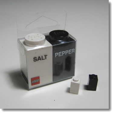 LEGO_salt_pepper_0.jpg